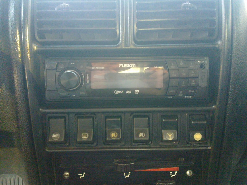 Новая магнитола — ГАЗ 31029, 2,5 л, 1997 года | автозвук | DRIVE2