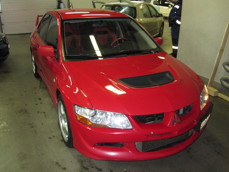 Красный Эво 5. EVO 8 Red. Mitsubishi EVO 8 В Москве. Lancer EVO 8 красный Новороссийск.