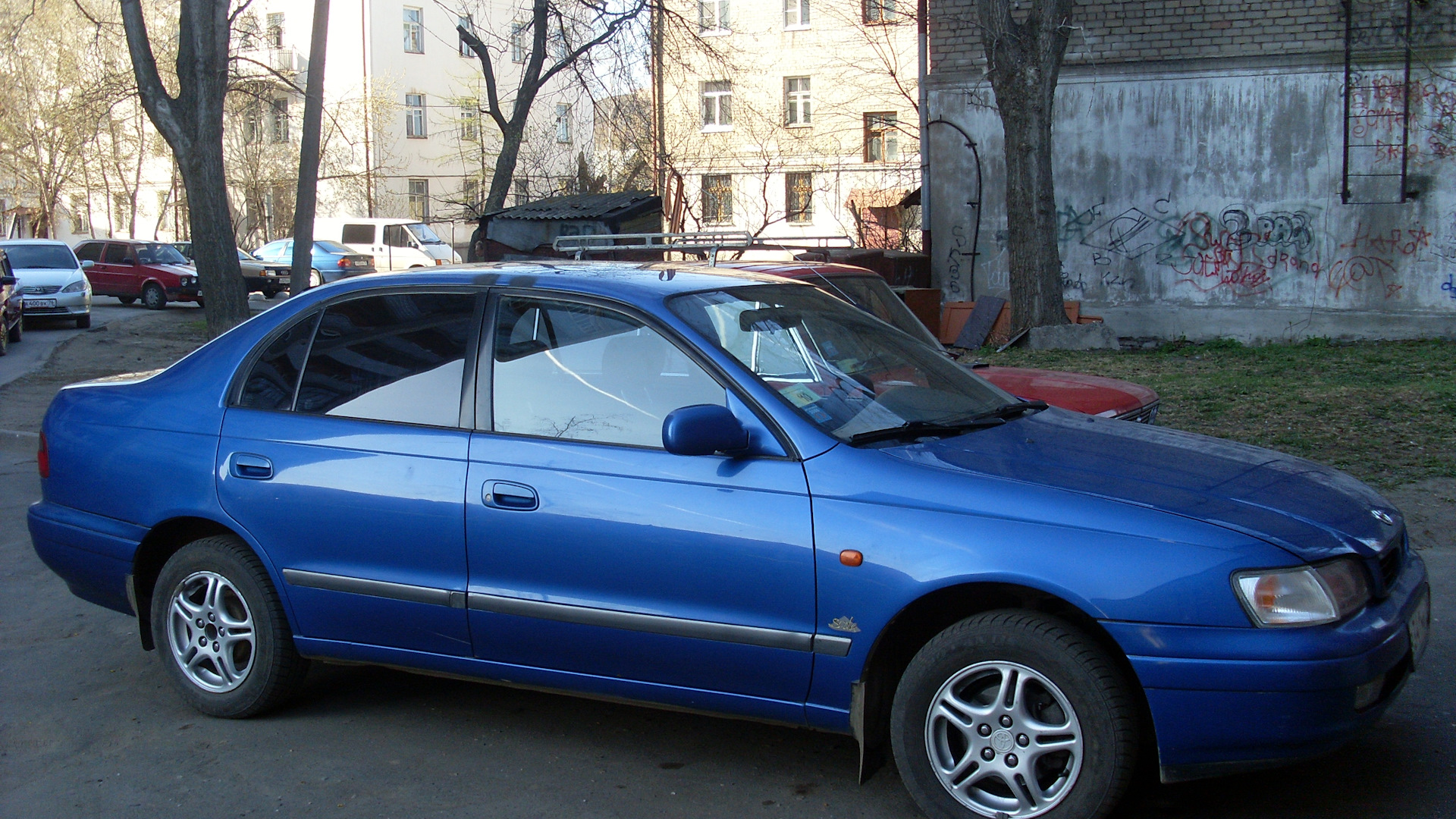 Toyota Carina 1 8