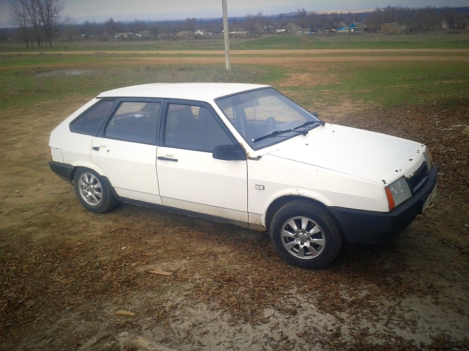 Что лучше? Штампы 13" или такое литьё 13"? — Lada 21093, 1,5 л, 1999 ...