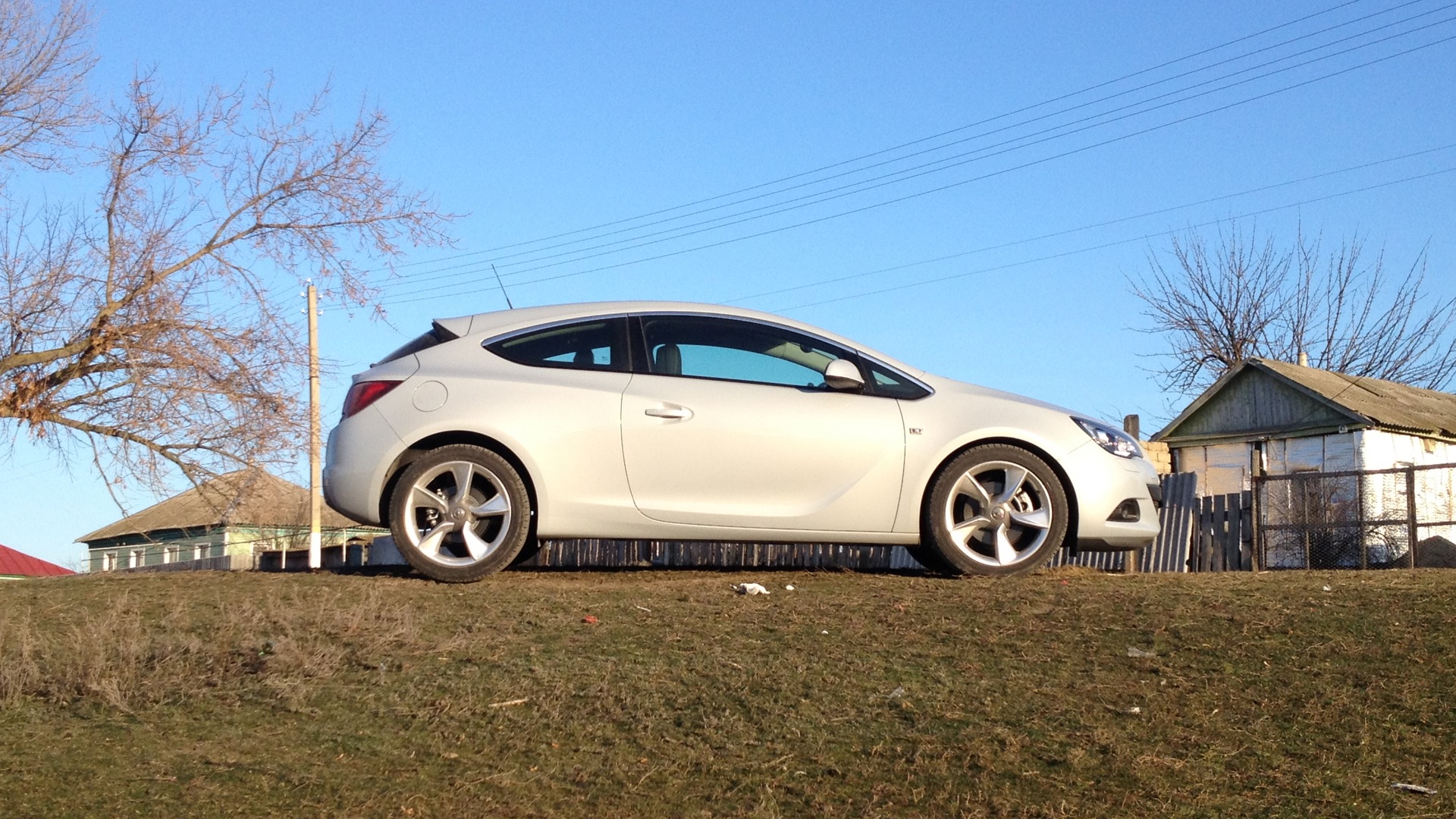 Opel Astra J GTC 1.6 бензиновый 2012 | belaya_Bestiya:* на DRIVE2