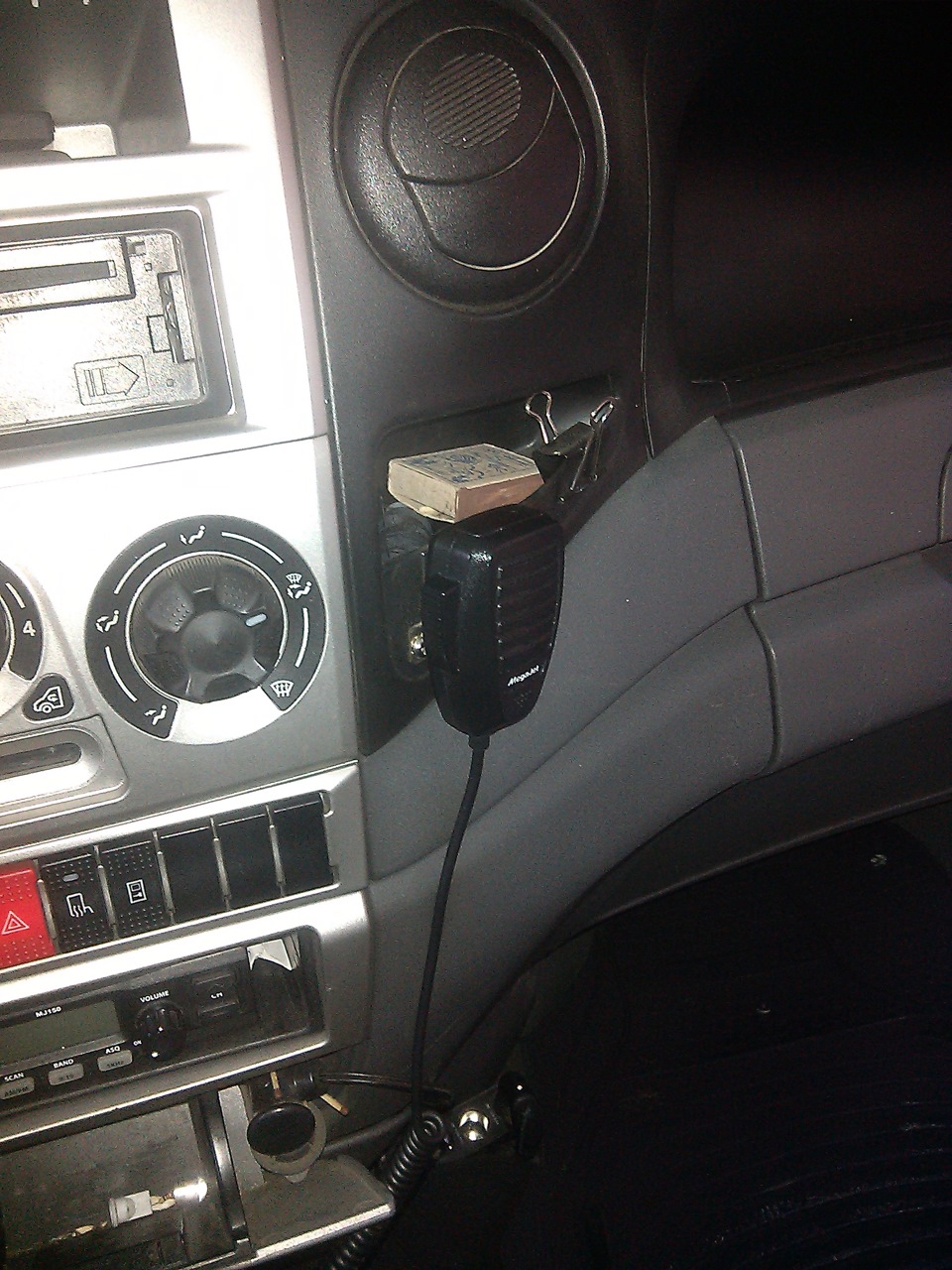 рация — Iveco Daily (4G), 2,3 л, 2010 года | аксессуары | DRIVE2