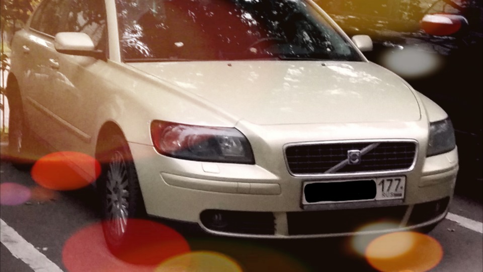 Volvo S40 Лось для блондинки