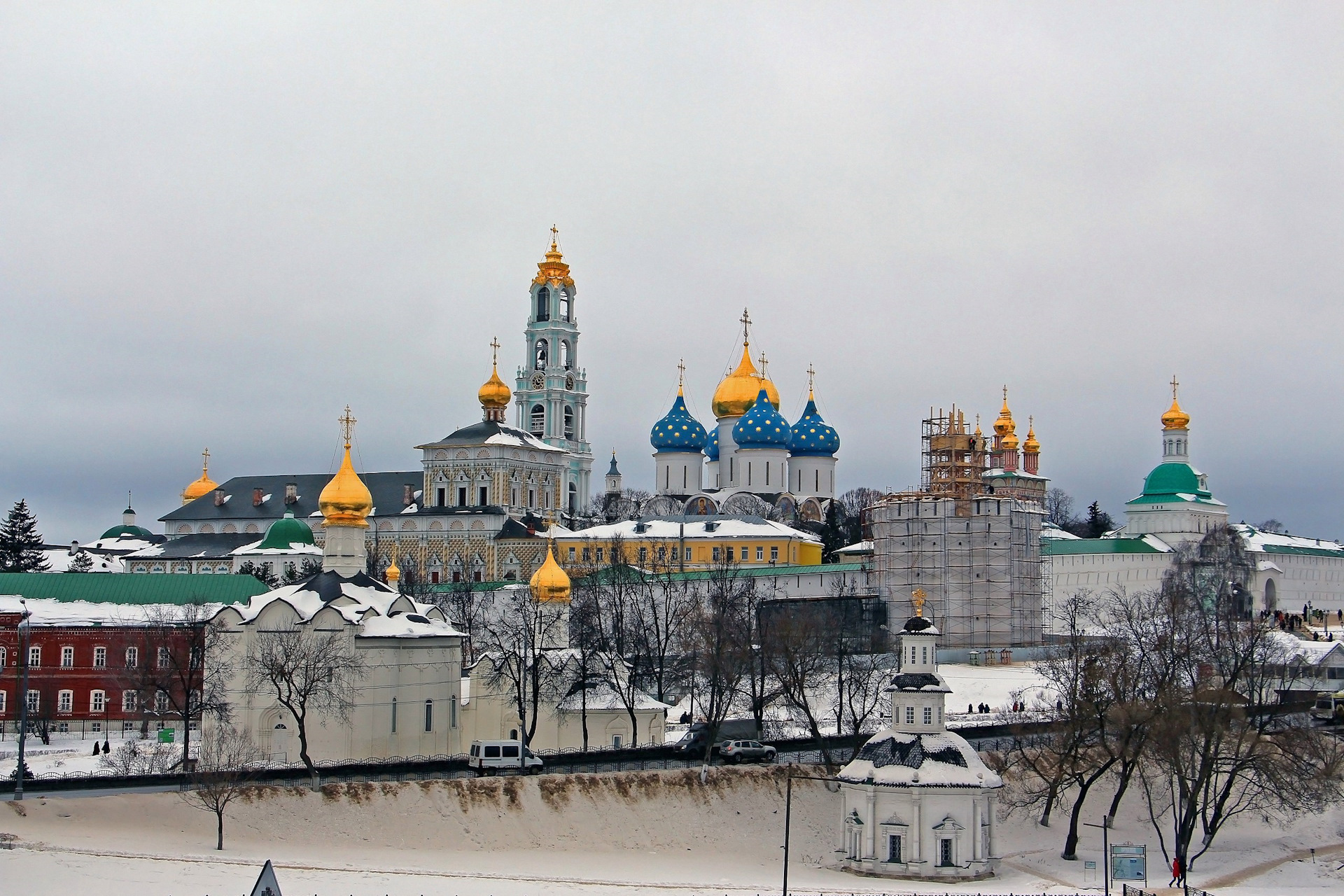 Сергиева лавра фото. Троице Сергиева Лавра обзорные площадки. Смотровая площадка Свято Троицкой Сергиевой Лавры зима.