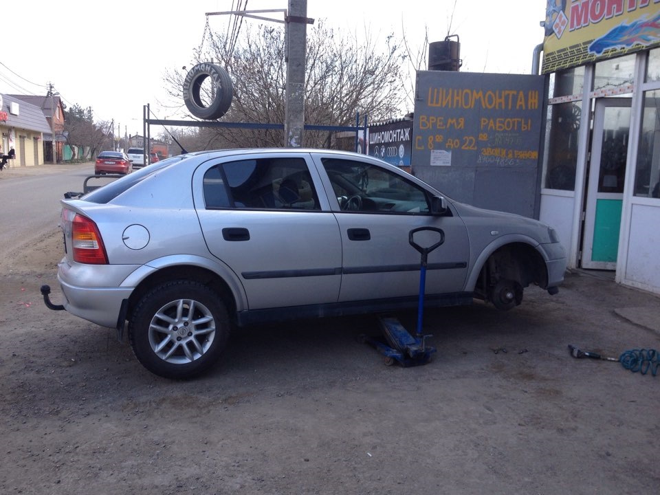 Меняем тапочки на летние)) — Opel Astra G, 2001 года | шины | DRIVE2