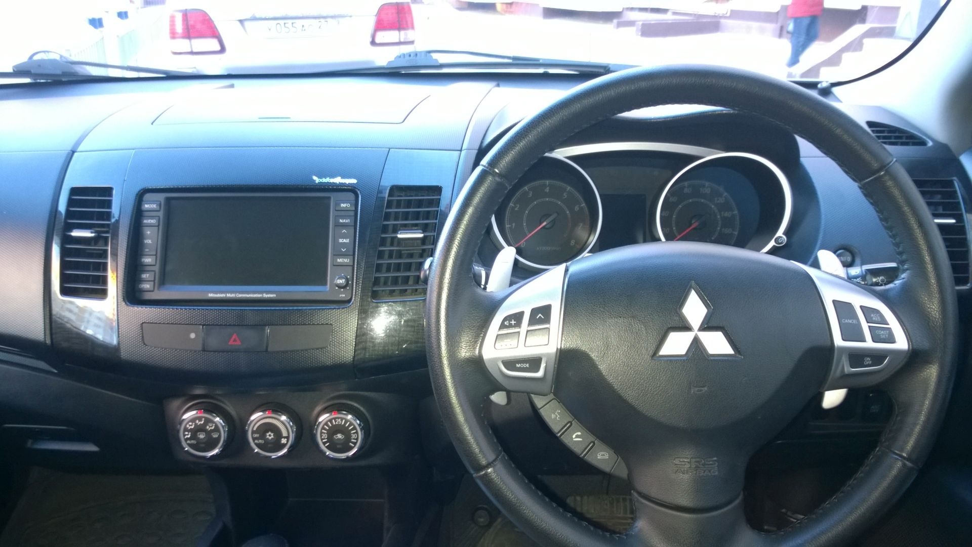 Климат аутлендер 3. Mitsubishi Outlander XL климат контроль. Mitsubishi Outlander XL 2.4 климат контроль. Прибор климат контроля Outlander XL. Outlander XL климат от Outlander 3.