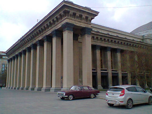 Новосибирск театр оперы и балета — ГАЗ 24, 2,5 л, 1979 года ...