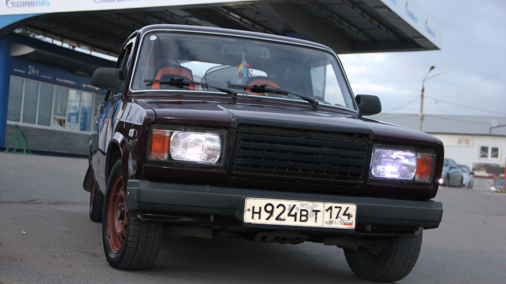 Lada 21074 1.6 бензиновый 2008 | 