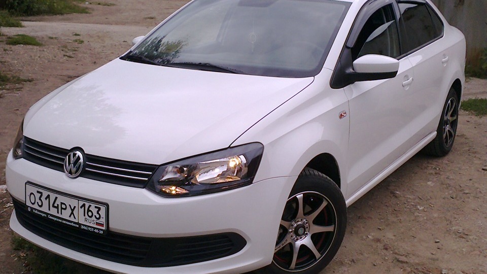 Volkswagen Polo sedan 2010 Р±РµР»С‹Р№