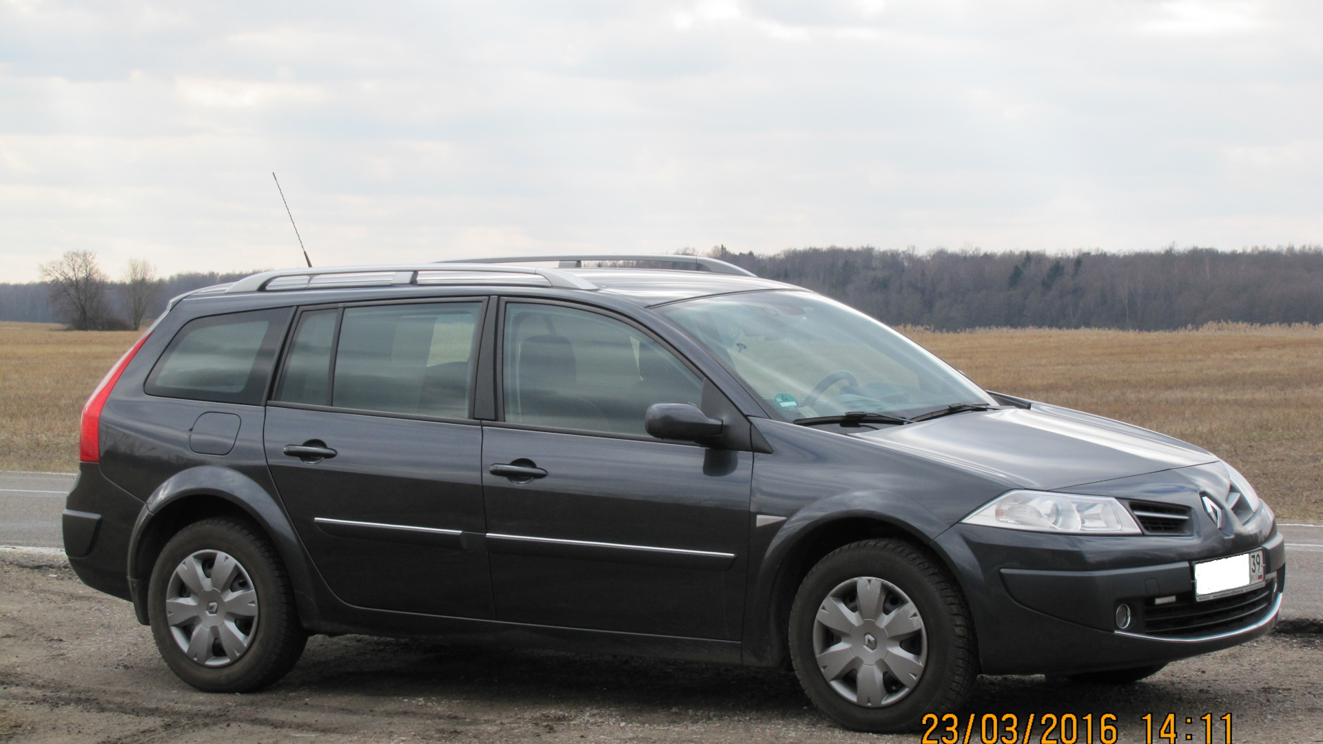 Рено меган универсал дизель фото Renault Megane II 1.5 дизельный 2008 Цвет мокрый асфальт на DRIVE2