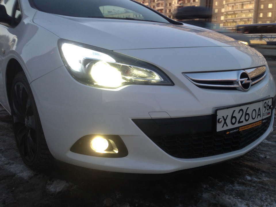 Как снять туманки опель астра j gtc Линзы в ПТФ и ксенон 4300К! - Opel Astra J GTC, 1,8 л, 2013 года стайлинг DRIVE2
