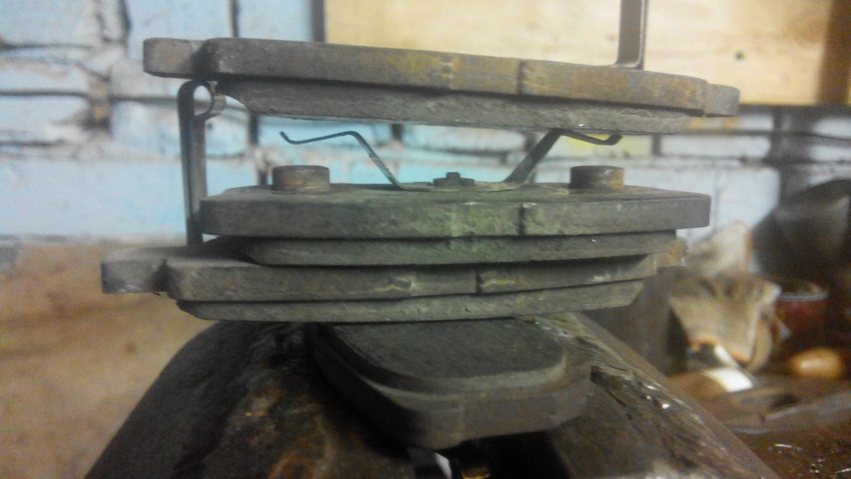 Старые — Dodge Avenger Sedan