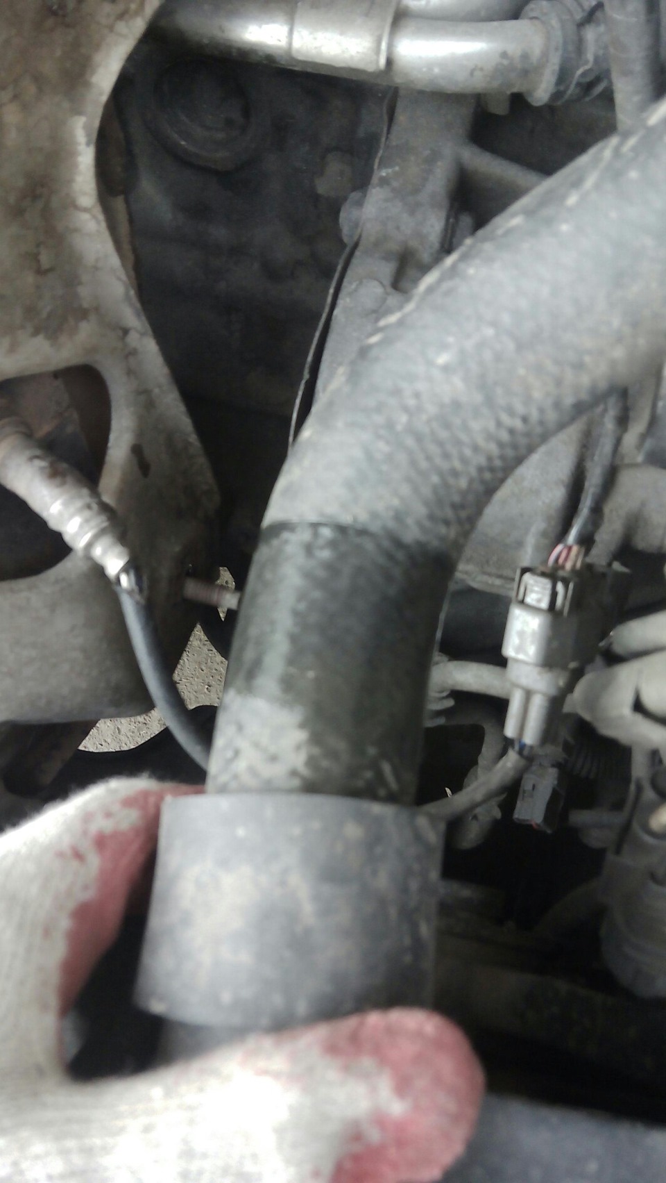 Заменил патрубки радиатора и печки — Toyota Corona (T190), 2 л, 1994 ...