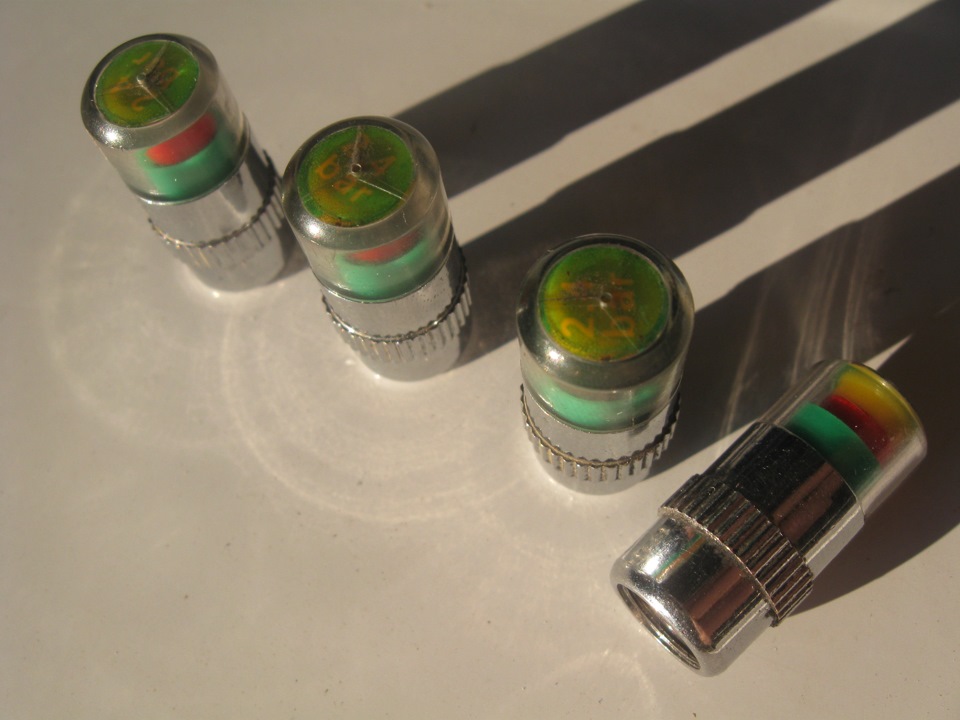 Давление в шинах. Бредовые колпачки — Lada 21074, 1,6 л, 2006 года ...