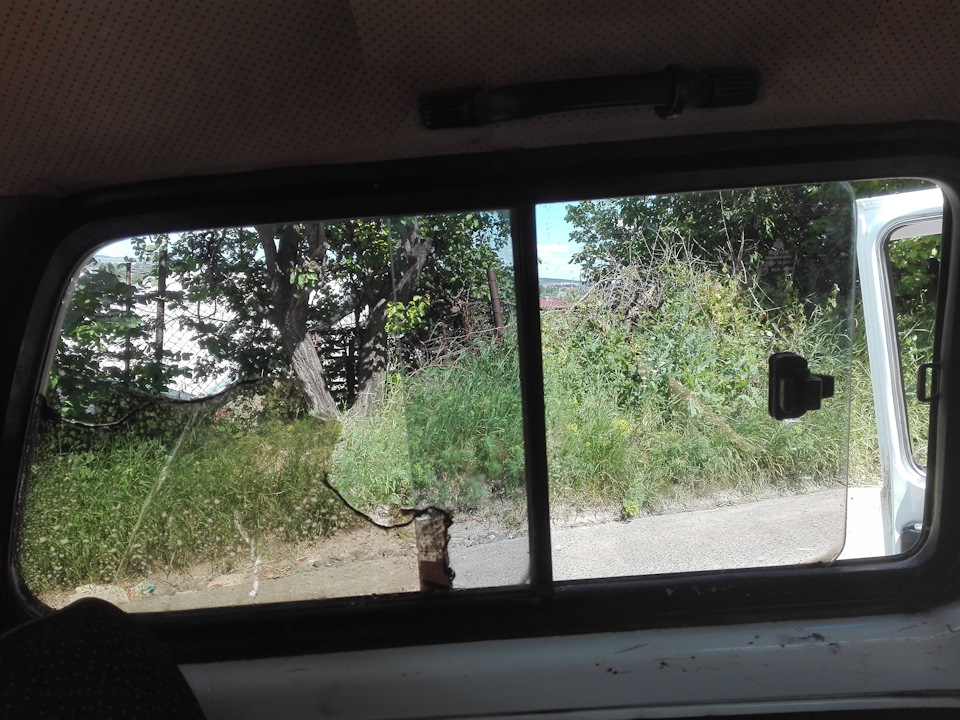 Перфорированная тонировка на стеклах и задних фонарях — Lada 4x4 3D, 1 ...