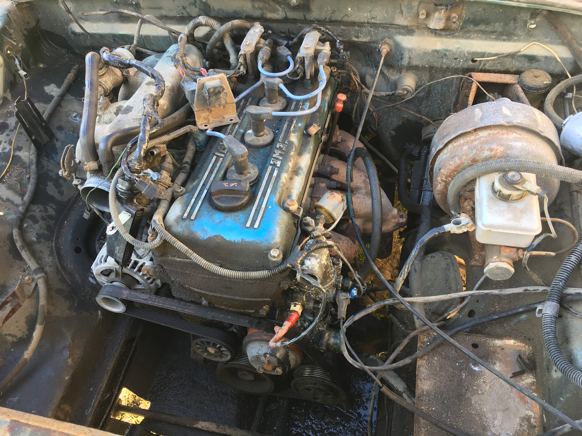 Двигатель 406 не работает. Двс 406 на газ 3102. Газ 21 с двигателем змз 406. Змз 405 е2. 405 двигатель инжектор.