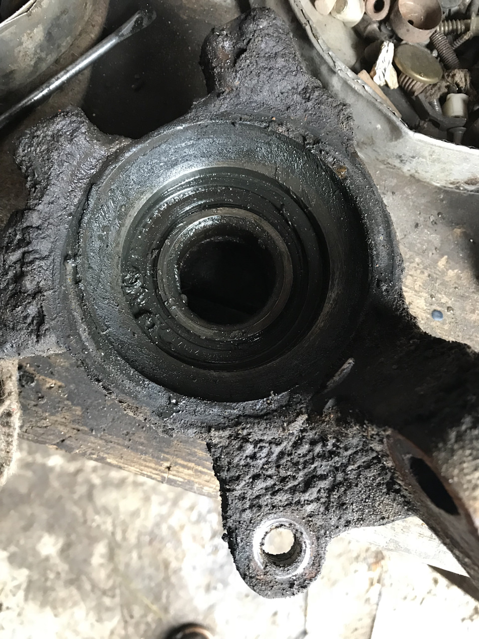 Замена подшипника 2141 - YouTube