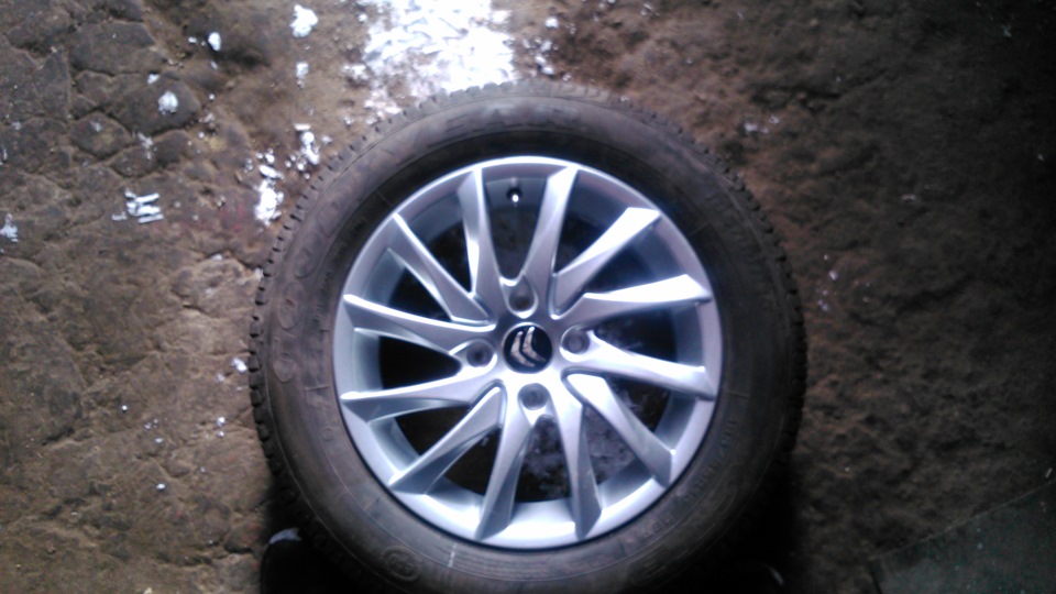 Диски Replay Ci5 R15 — Peugeot 301 (2012), 1,6 л, 2013 года | стайлинг ...