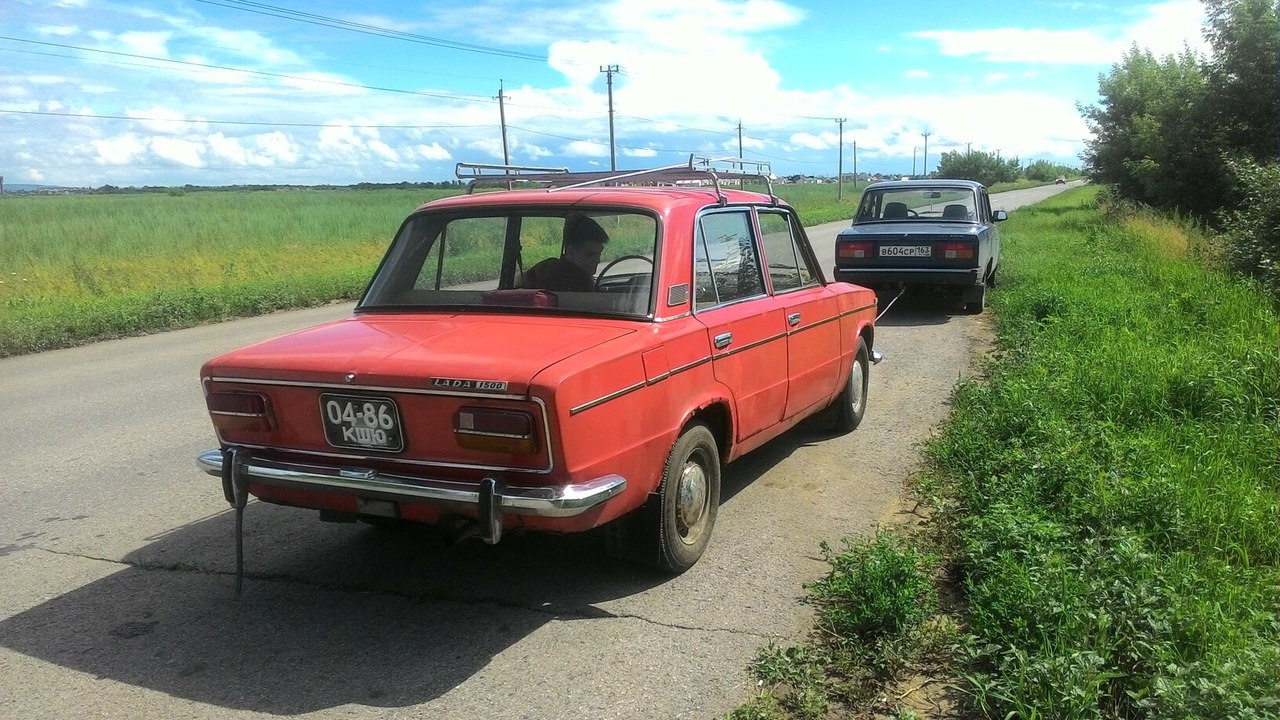 ваз 2103 вид сзади