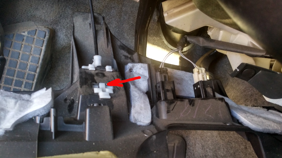 Жмем сюда — Toyota Prius (20)