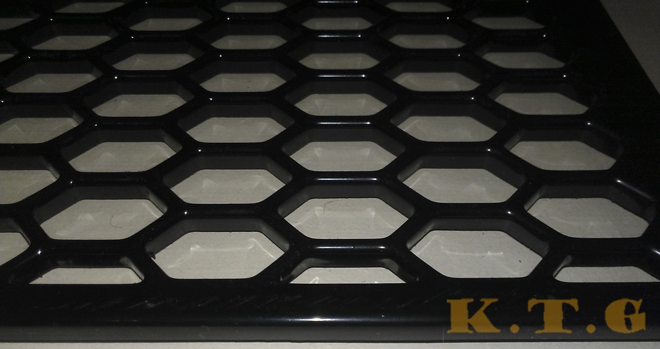 Решетка honeycomb mild. Решетка гриля leon sport honeycomb. Решетка сота 10 на 10. Алюминиевые соты. Решетка соты.