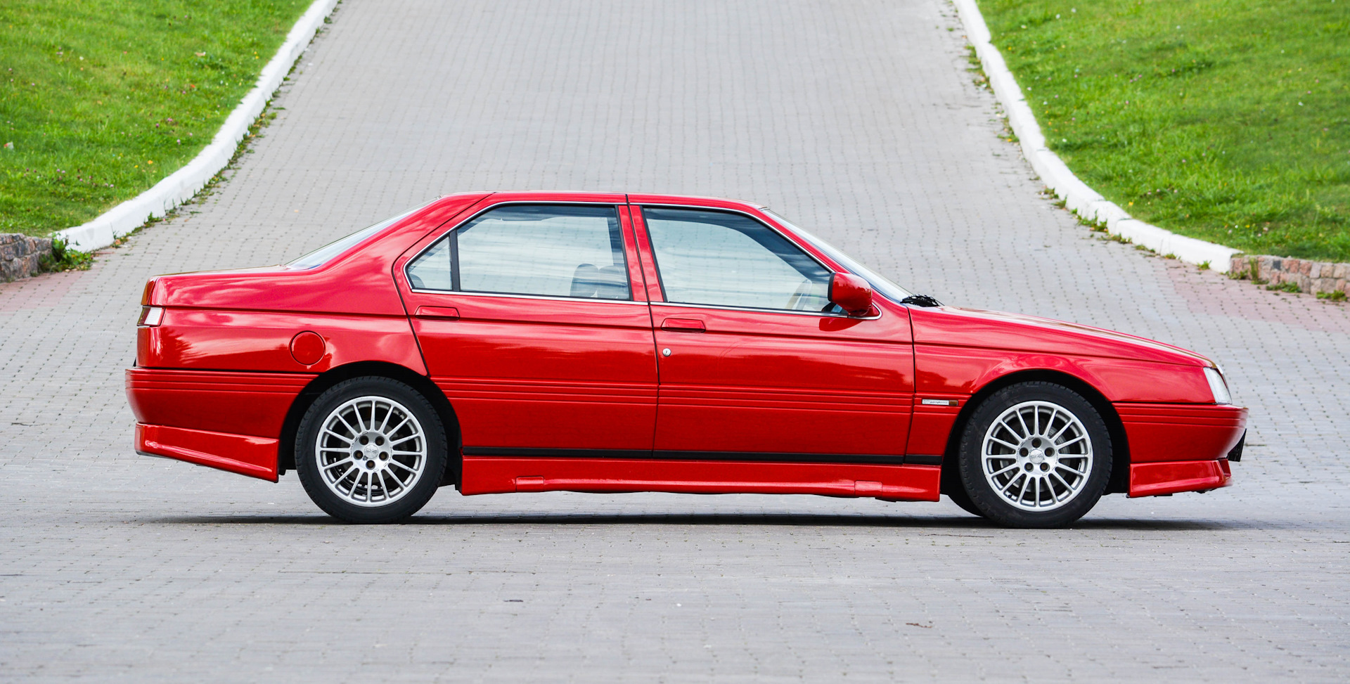 Alfa Romeo 164 Pro-car. Alfa Romeo Lancia. Альфа Ромео Лансия. Альфа Ромео Лянча оригинальные диски.