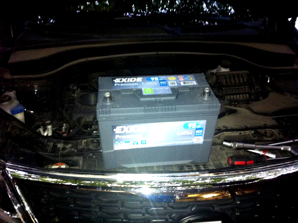 3. Новая батарейка. — KIA Sorento (2G)