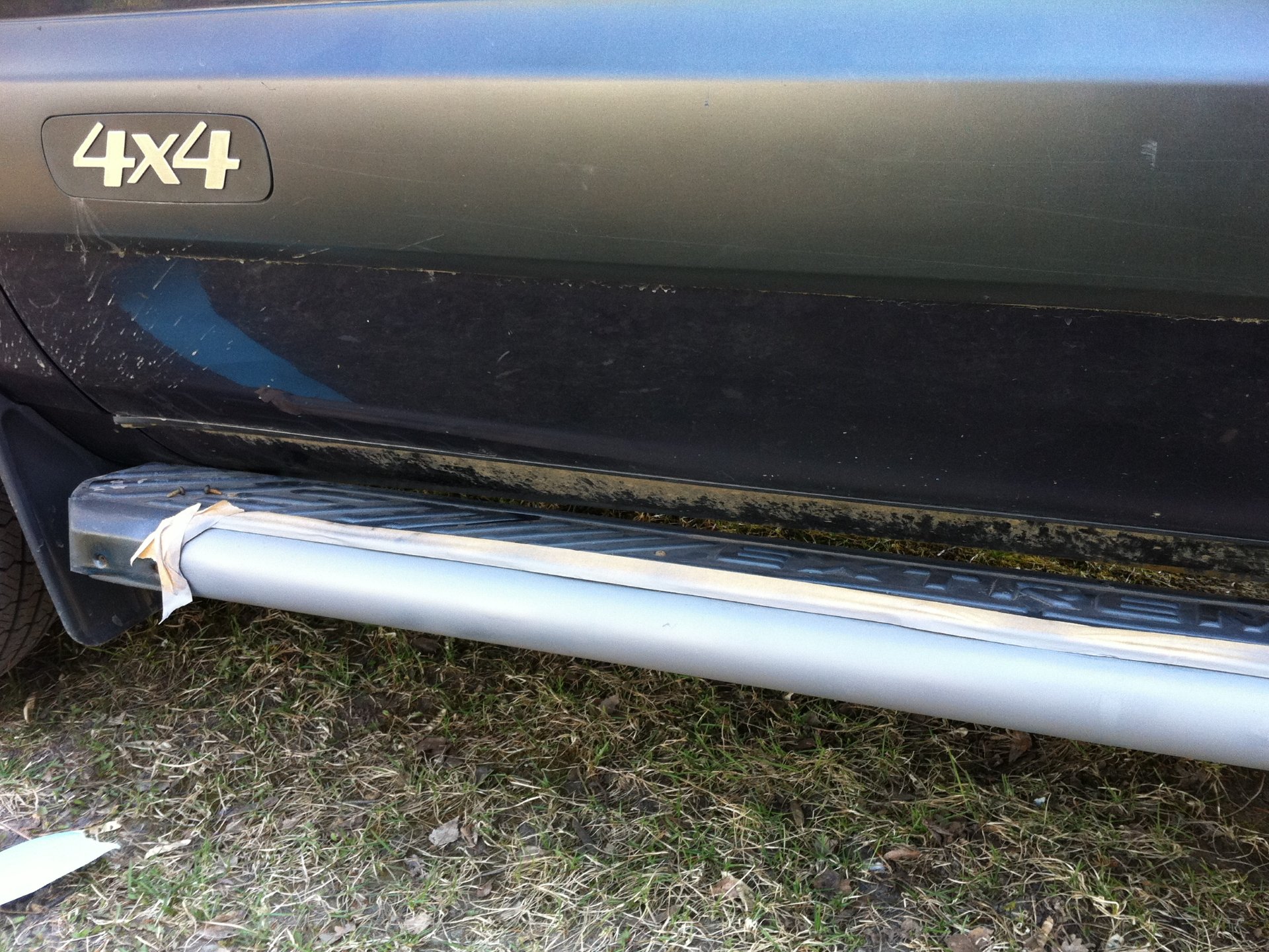 защита порогов с площадкой серая 00017504368620 00001-7504368-62-0. силовые пороги на ниву шевроле. пороги rival нива шевроле. пороги ривал на ниву шевроле. защита порогов нива шевроле.