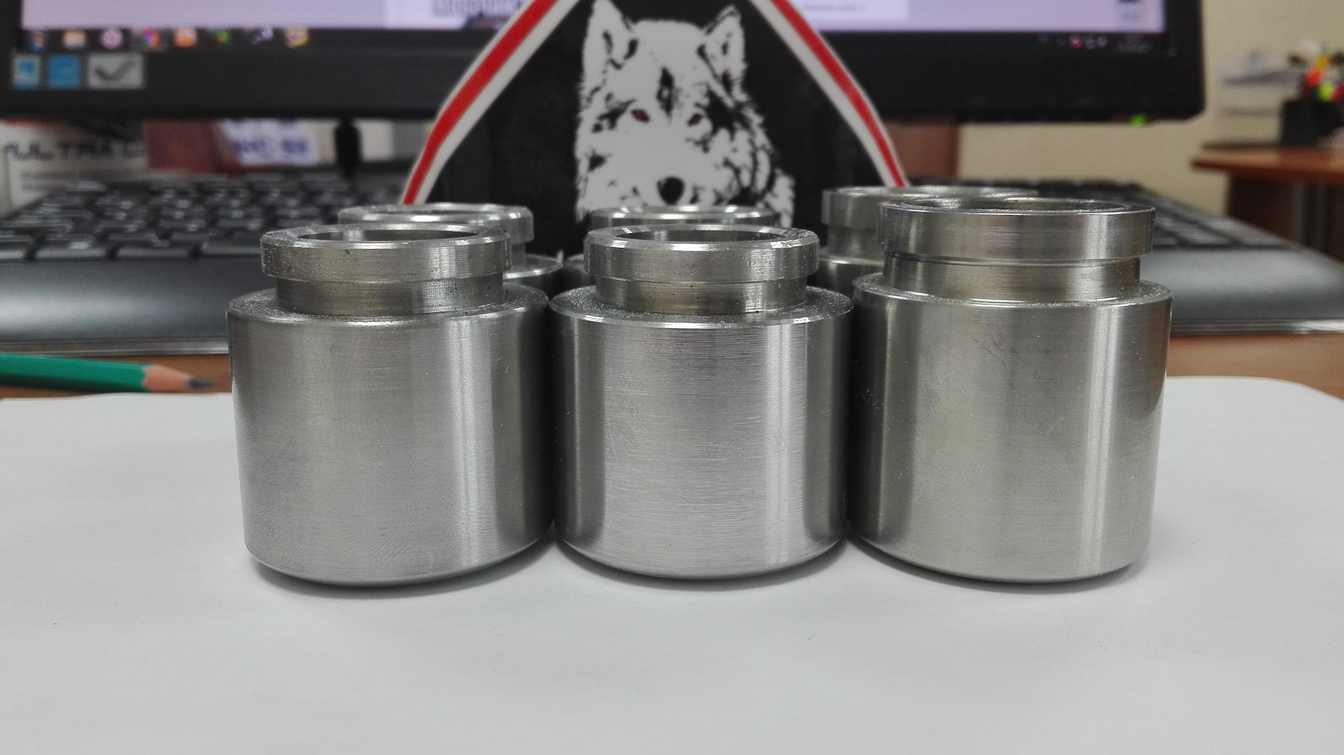 паджеро 2 поршень суппорта 45мм. суппорт нержавейка. тормозные поршня из нержавейки для уаз патриот. поршень тормозного суппорта ваз 2108. суппорт нержавейка.