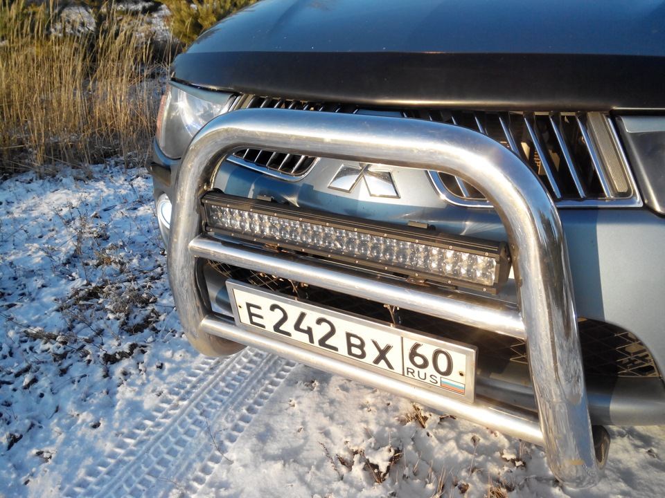 Диодная балка — Mitsubishi L200 (4G), 2,5 л, 2007 года | стайлинг | DRIVE2