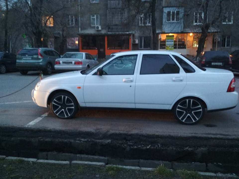 Колпаки — Lada Приора седан, 1,6 л, 2015 года | колёсные диски | DRIVE2