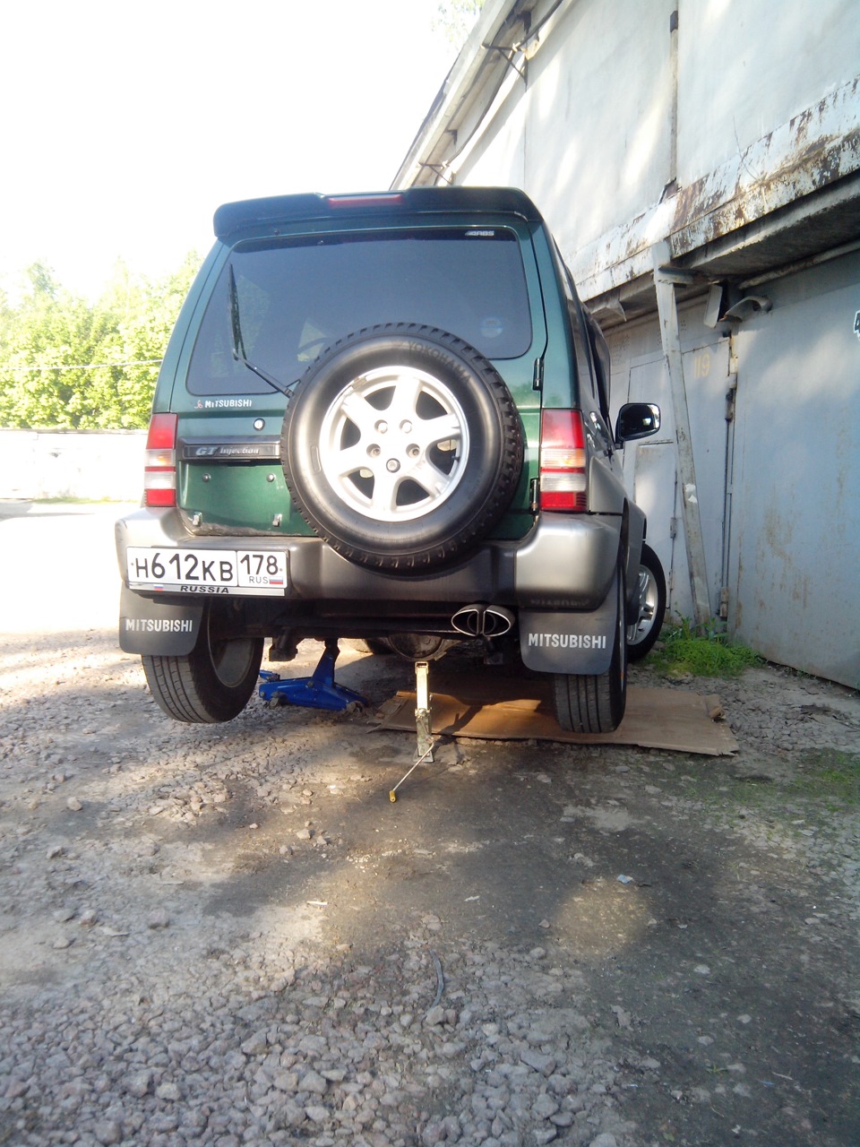 mitsubishi pajero junior