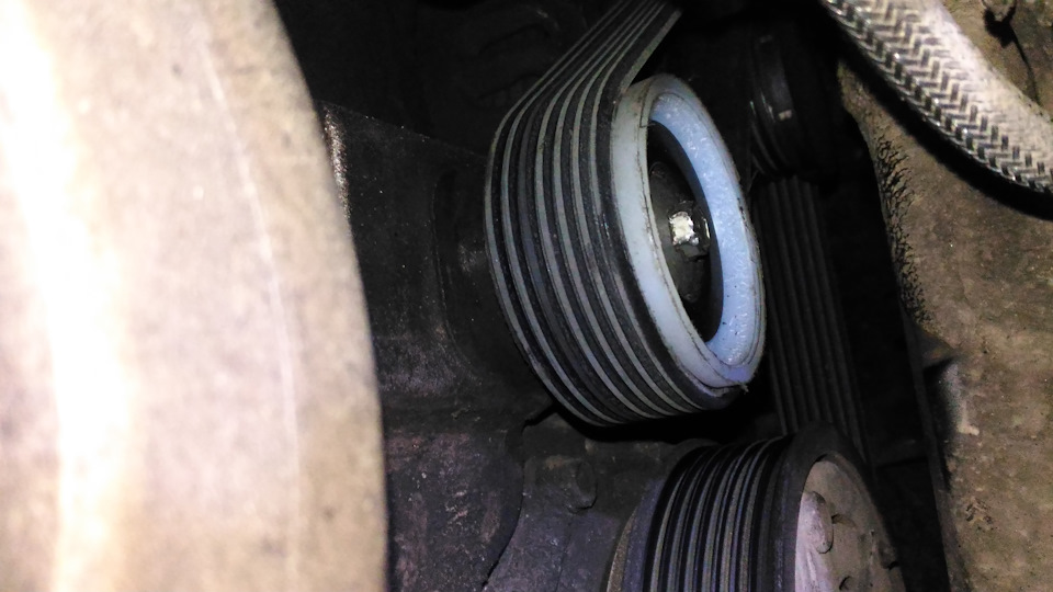 Замена роликов вспомогательного ремня. Бюджетный вариант. Ч.2 — Renault ...