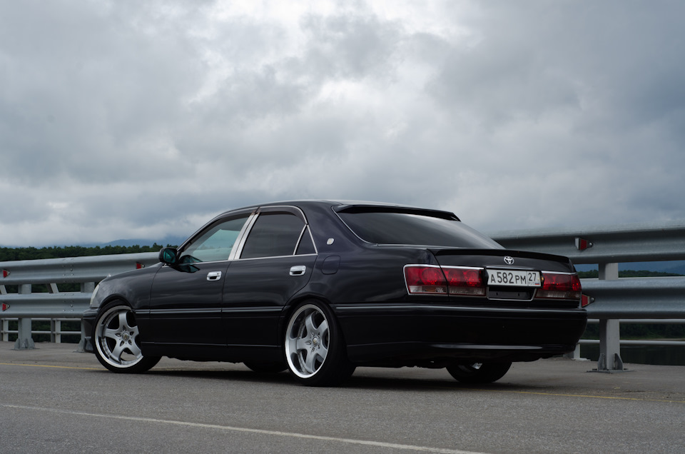 Toyota Crown 170 athlete