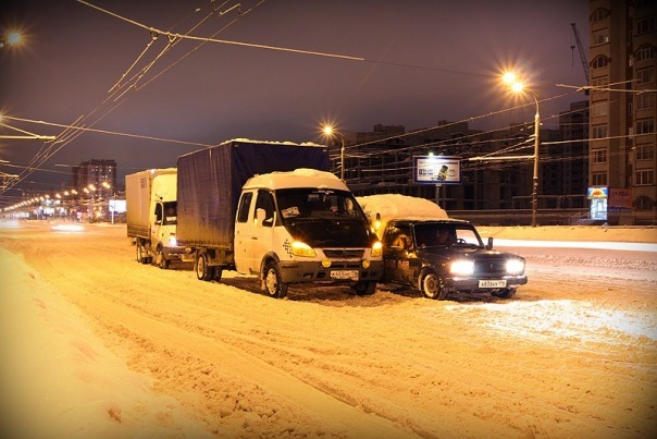 газель с лопатой