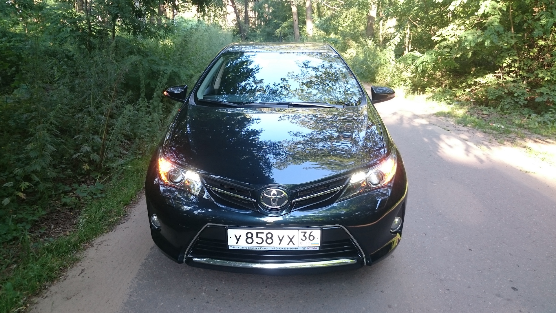 Toyota Auris (2G) 1.6 бензиновый 2013 | AURA на DRIVE2