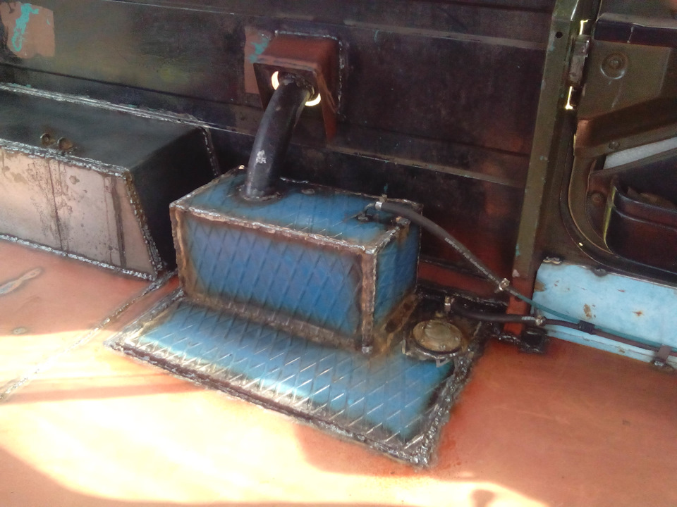 Самодельный бензобак на луаз. — ЛуАЗ 969, 1,6 л, 1987 года | кузовной ...