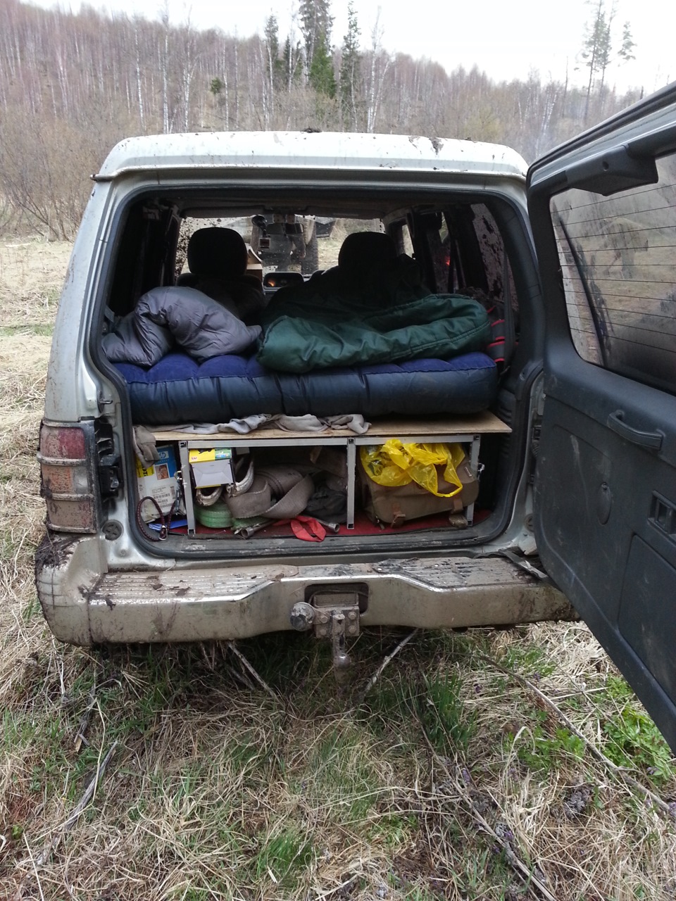 Органайзер спальник в багажник авто своими руками