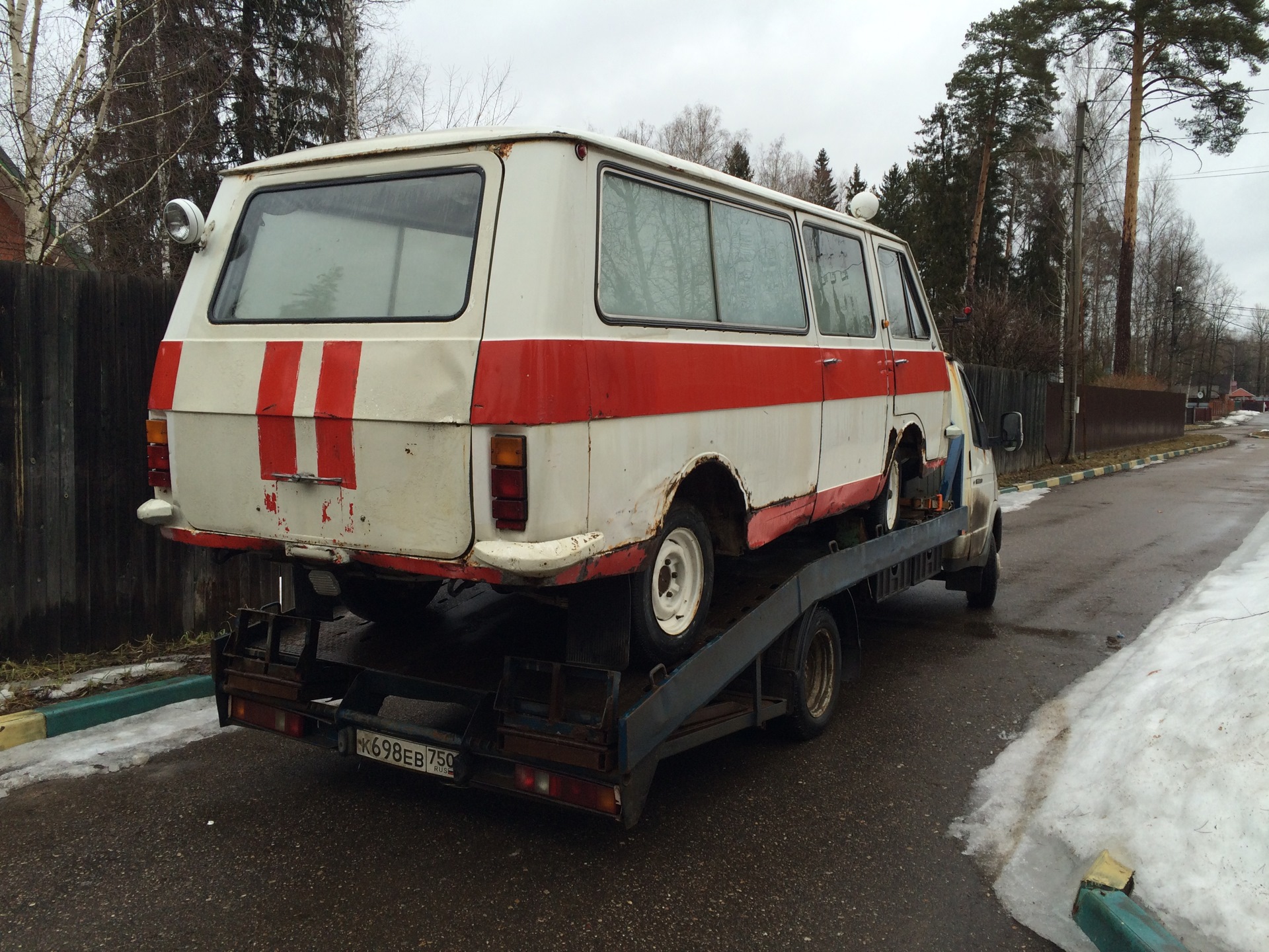 Газ раф 3902. Газ 13 чайка универсал. Газ-14 универсал раф 3920. Раф 3920. Раф 3920.