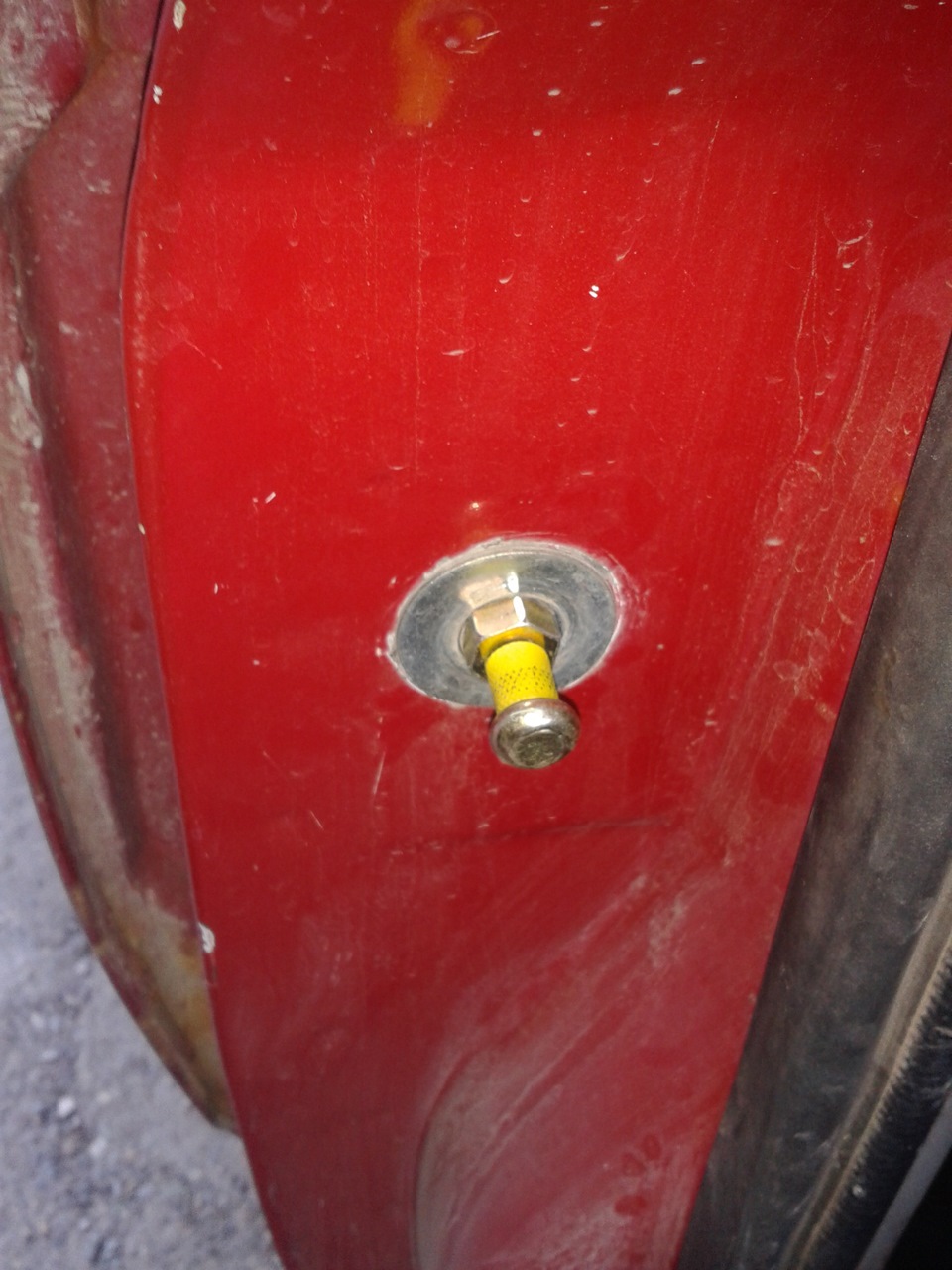 Установка бесшумных болтов или дело было вечером делать было нечего ...