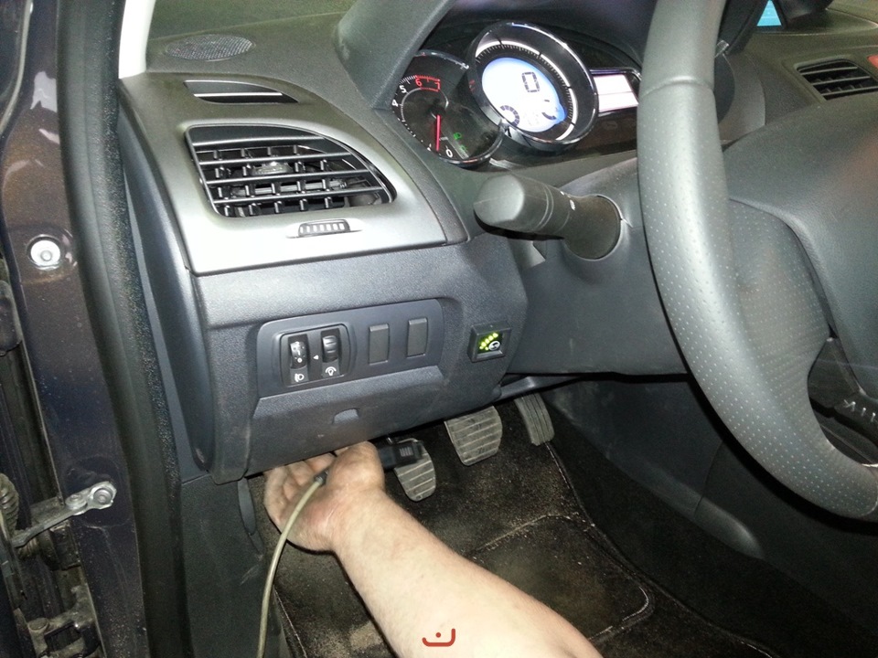 Фото в бортжурнале Renault Fluence