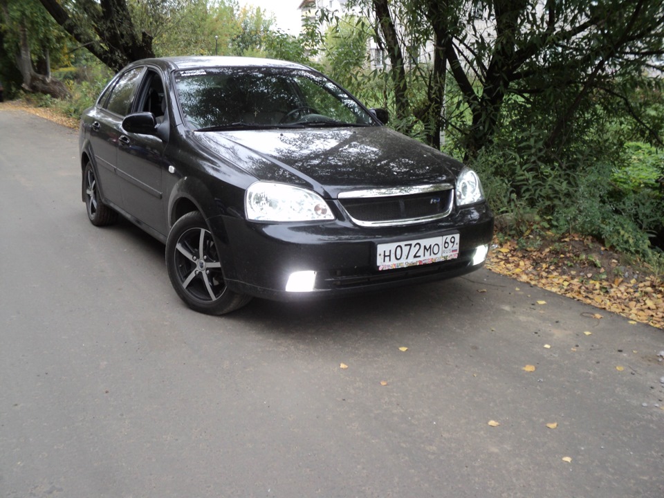 Ангельские глазки на Chevrolet Lacetti (седан)