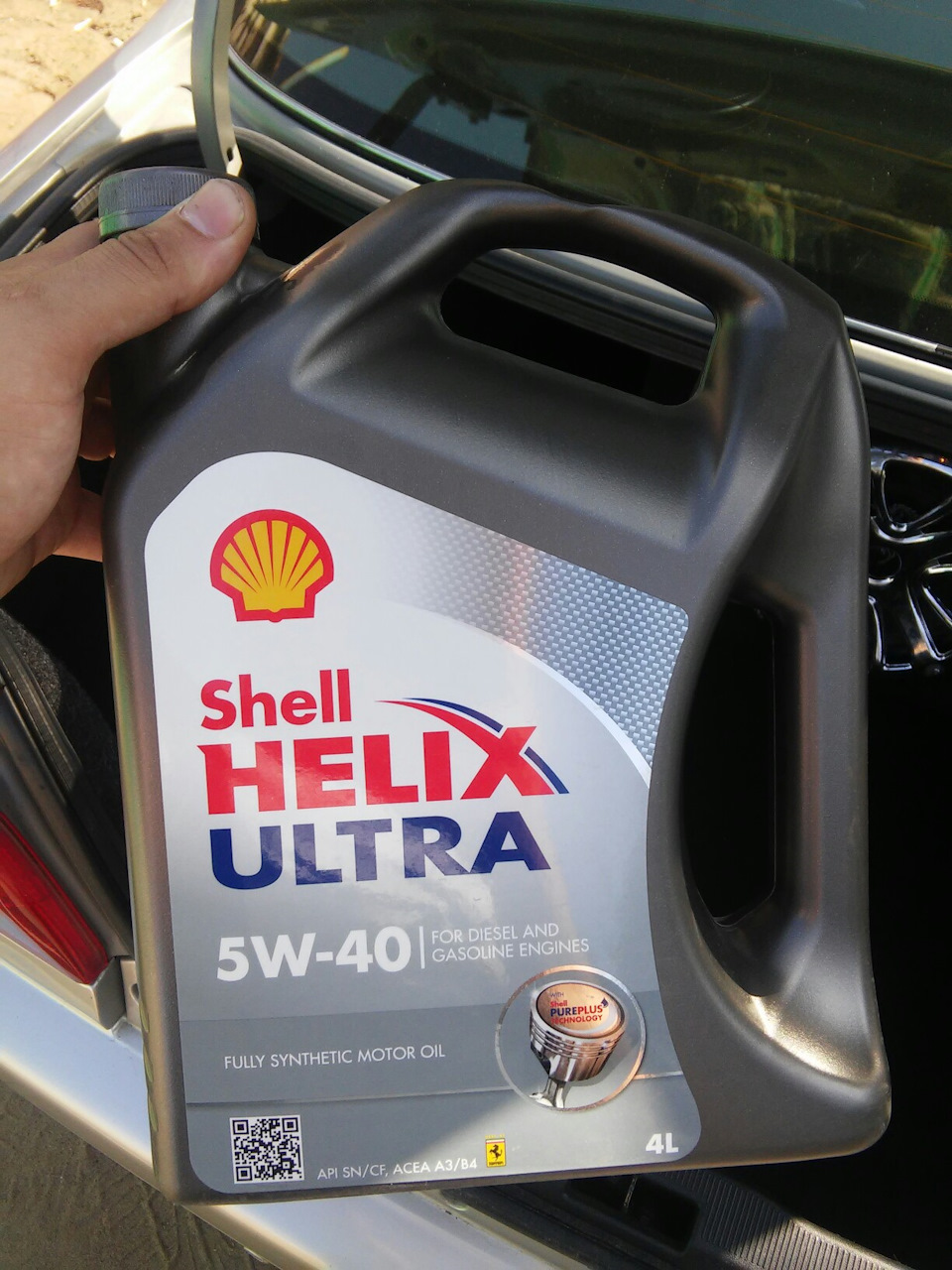 Бензин 1.4 л. Масло Шелл шилд для двигателя Америка. Shell Helix Ultra бочка. Масло Тойота 5в30 синтетика или полусинтетика. Масло Шелл в Хендай акцент.
