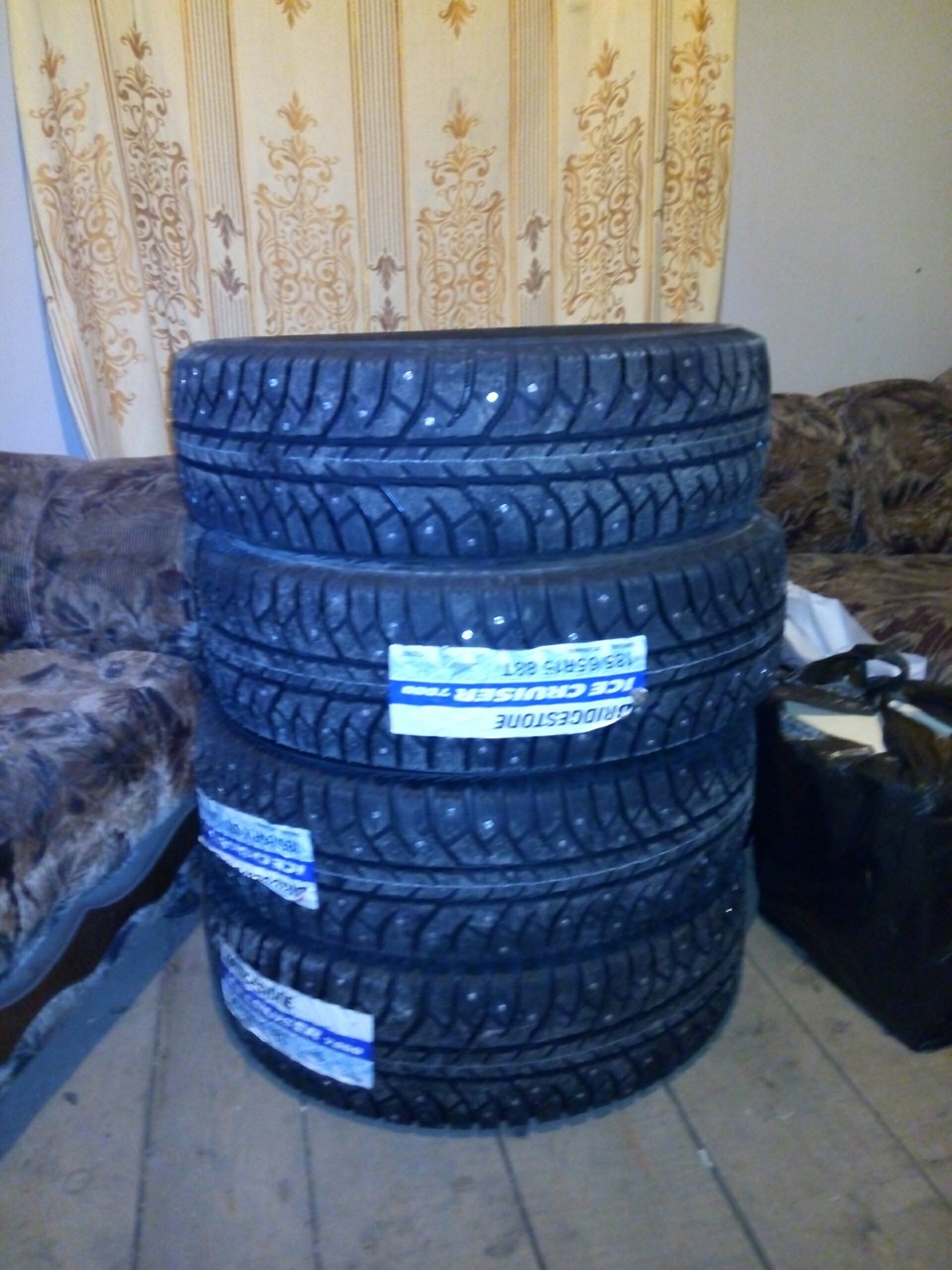 Резина на зиму! Bridgestone Ice Cruiser 7000 — Lada Гранта лифтбек, 1,6 ...
