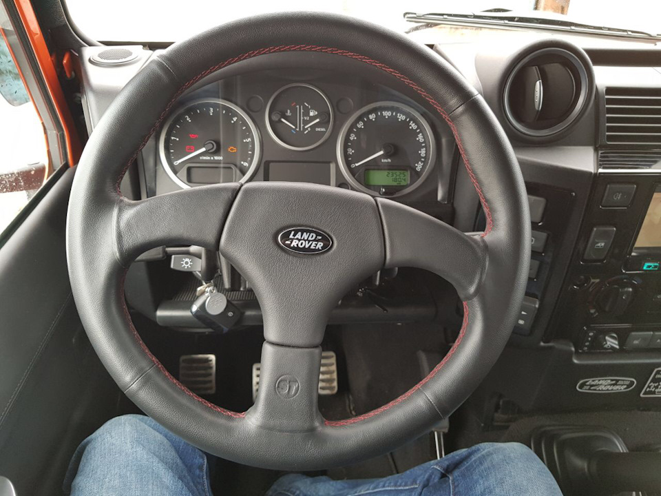 Руль — Land Rover Defender (L315/L316), 2,2 л, 2015 года | тюнинг | DRIVE2