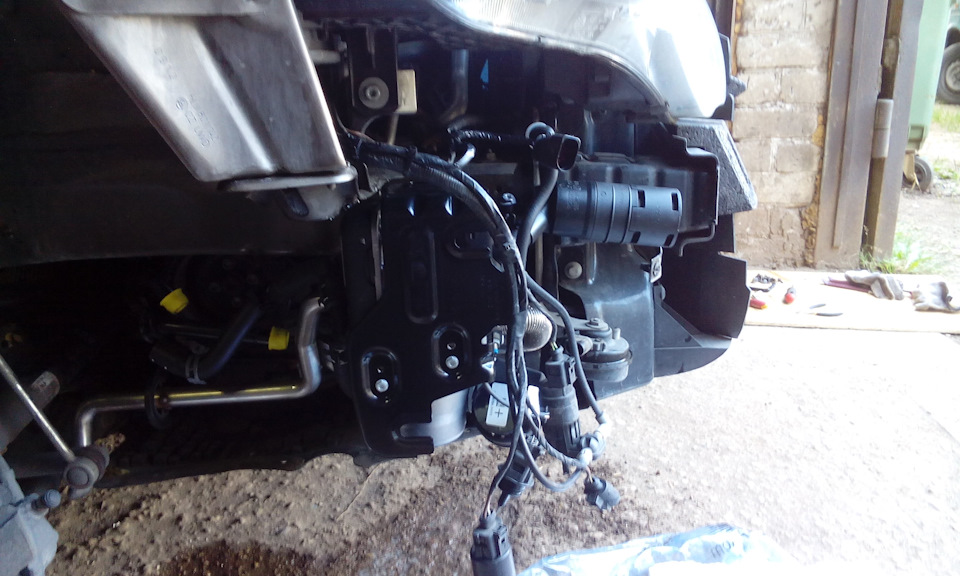 Вид сбоку — Skoda Yeti