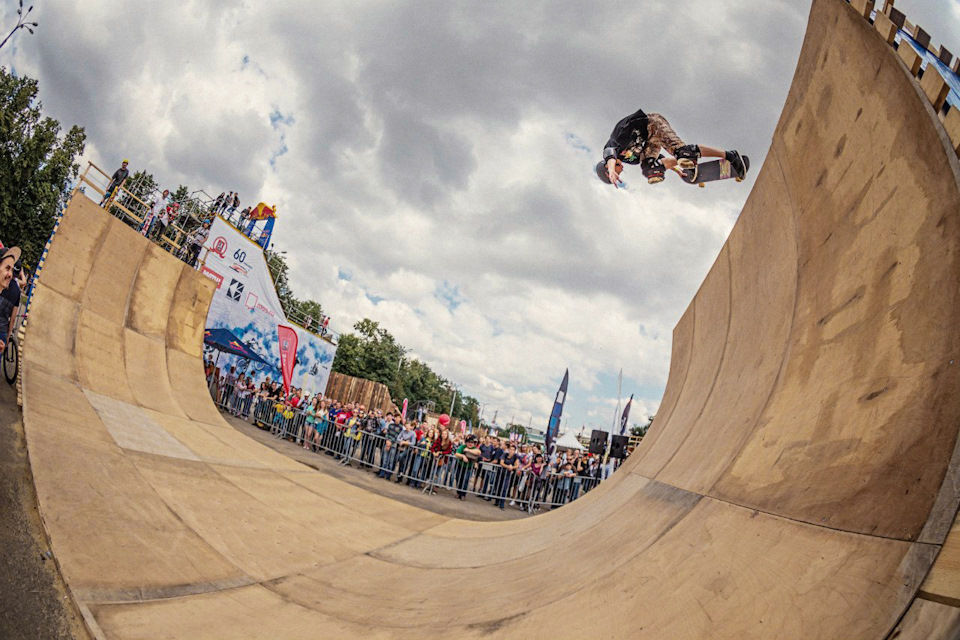 Скейтпарк td Skatepark (6015898). Скейт парк ПВП В Пскове. Vert скейтпарк Казань. Скейт парки в Москве.