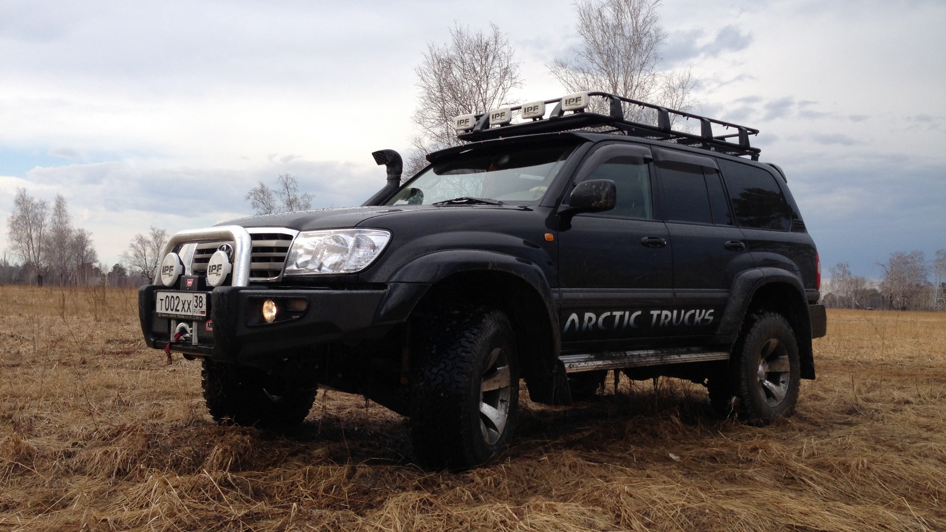 Тлк красноярск. Toyota Land Cruiser 105 Arctic Truck. Arctic Trucks Toyota Land Cruiser 100. Land Cruiser 100 Arctic Trucks. Тойота ленд Крузер 80 Arctic Trucks.