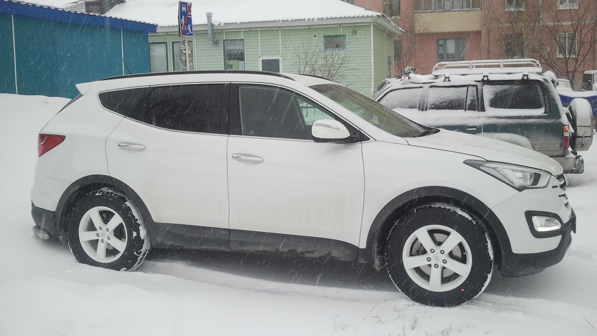 Hyundai Santa Fe (3G) 2.4 бензиновый 2014 | 