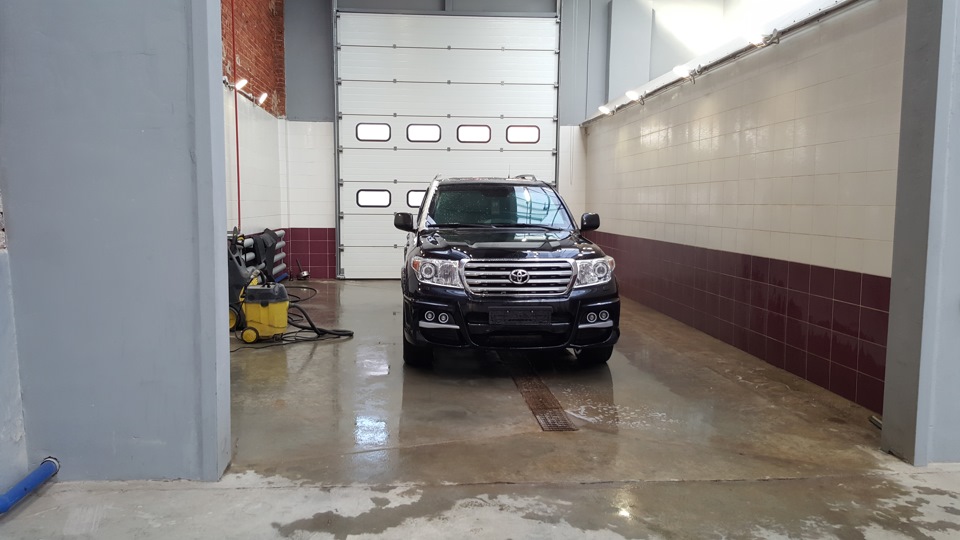 Фото в бортжурнале Toyota Land Cruiser 200